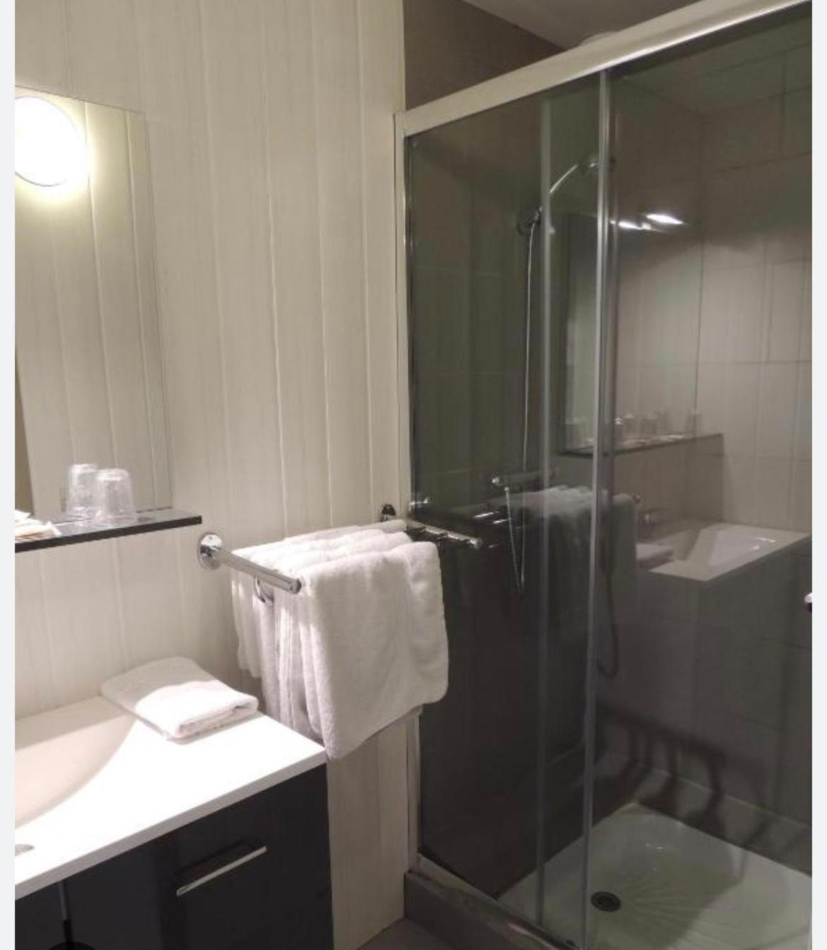 Hotel Auberge Des Charmilles Sainte-Soulle 部屋 写真